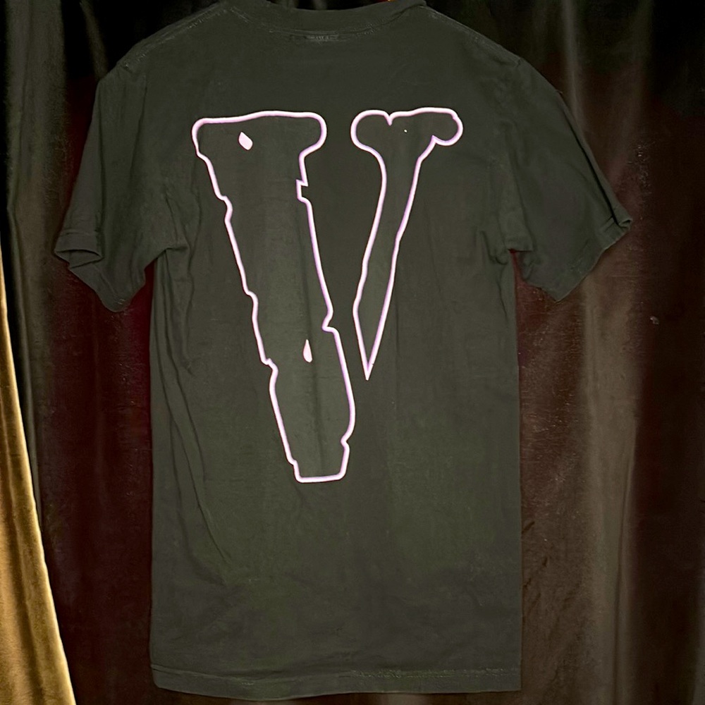 Rare Premium V-LONE Black/Purple/Pink Tee (Size: M)